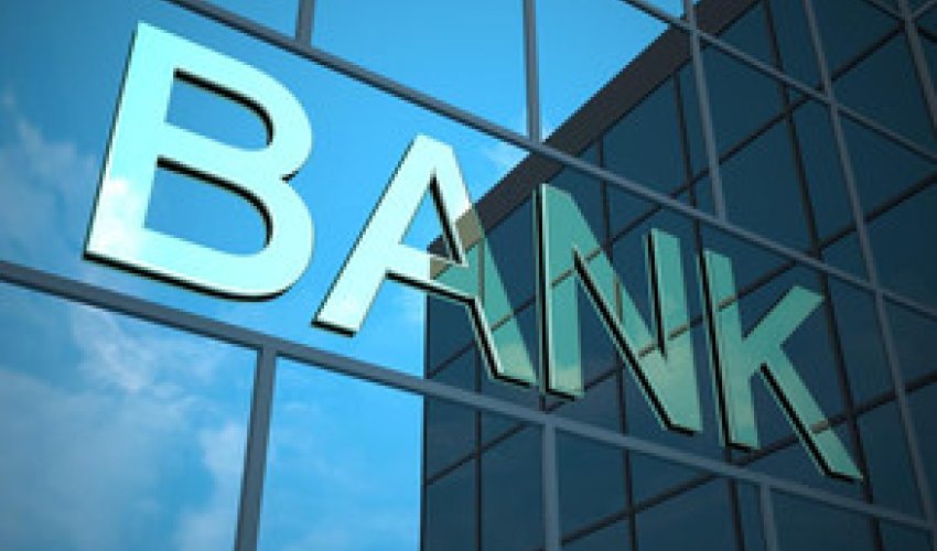 Rusiyada iki ilə bankların 1/4-i bağlanıb