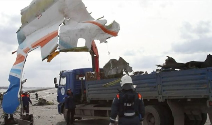 Хоронят жертв авиакатастрофы