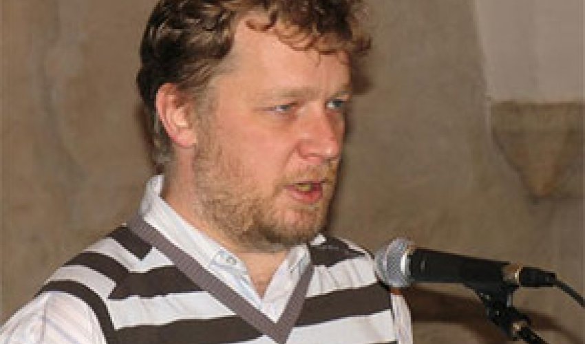 Şahmat üzrə yığma komandanın kapitanı Aleksandr Xalifmanla əməkdaşlıq dayandırıldı