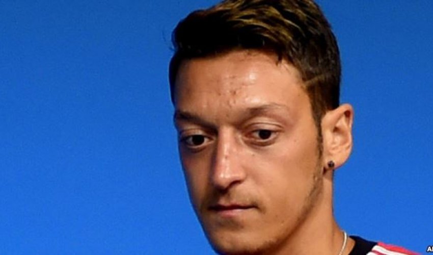 Məsut Özil 