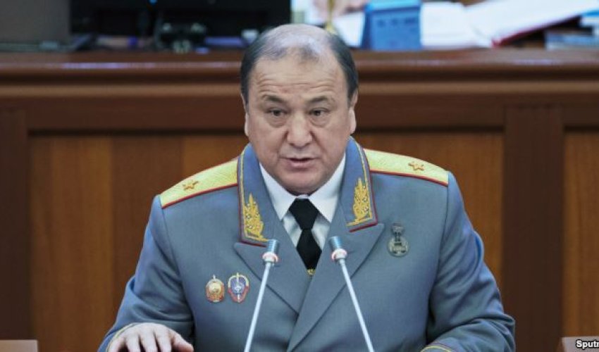 Qırğızıstanda nazir istefa verib