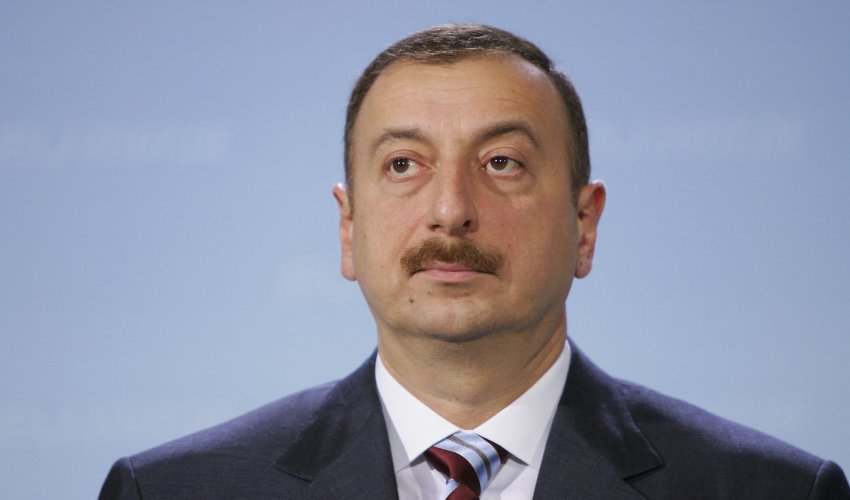 İlham Əliyev Çeçenistan Respublikası başçısının şəxsi nümayəndəsini qəbul etdi