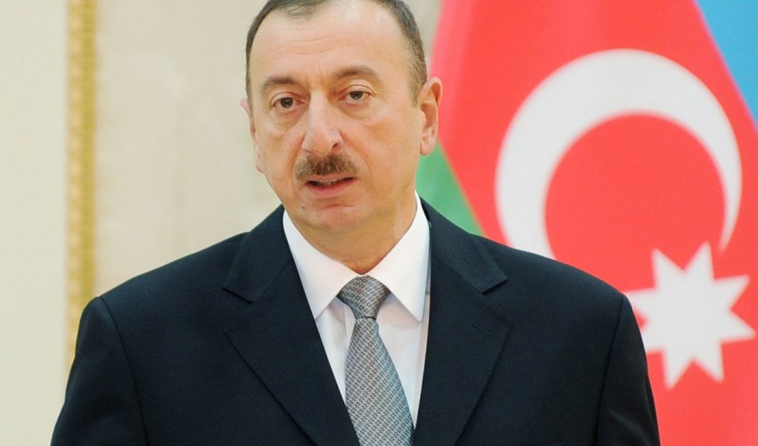 İlham Əliyev Azərbaycan xalqını təbrik etdi İlham Əliyev Azərbaycan xalqını təbrik etdi