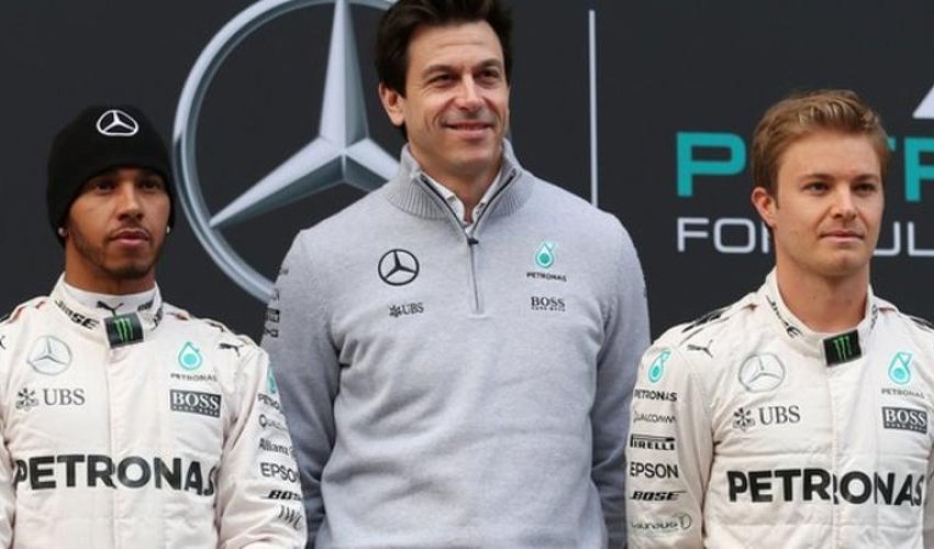 Lewis Hamilton & Nico Rosberg on 'final warning' at Mercedes