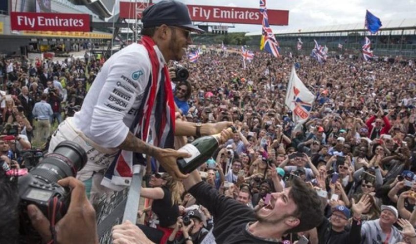 Lewis Hamilton 'blown away' by fans' 'love' after British GB win