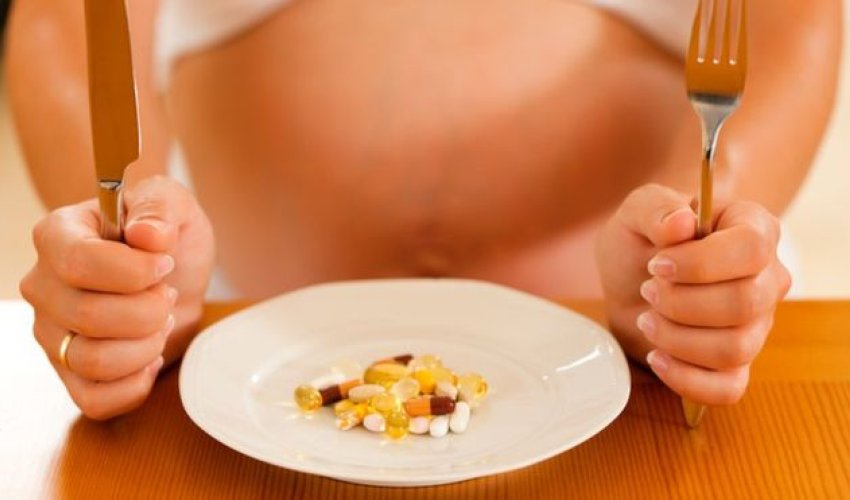 Pregnancy multivitamins 'are a waste of money'