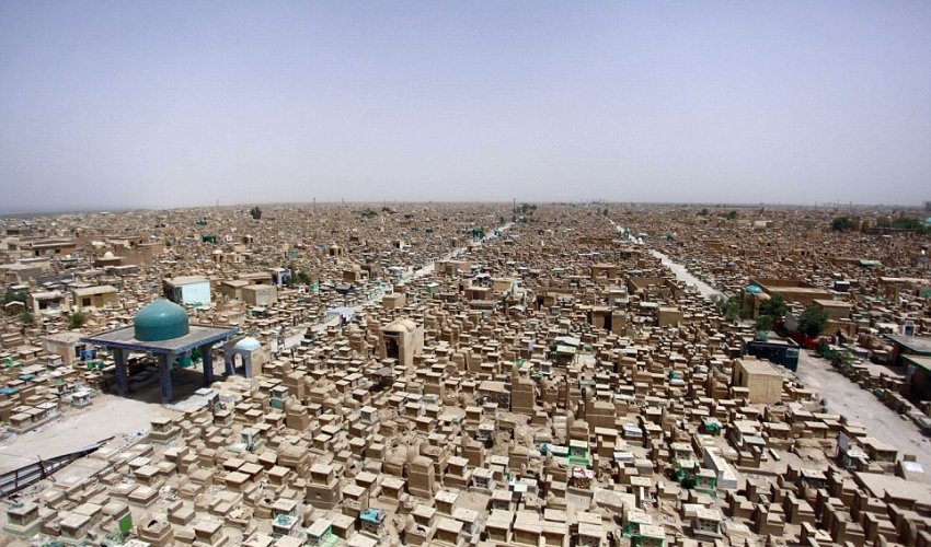 World's biggest cemetery? World's biggest cemetery?