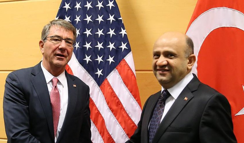 Türkiyə və ABŞ müdafiə nazirləri Fətullah Gülənin ekstradisiyasını müzakirə edib