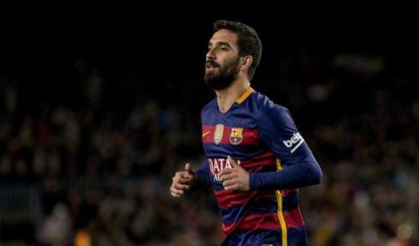 Arda Turan “Yuventus”a keçə bilər Arda Turan “Yuventus”a keçə bilər