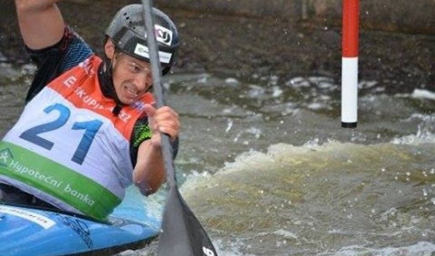Азербайджан вышел в полуфинал 