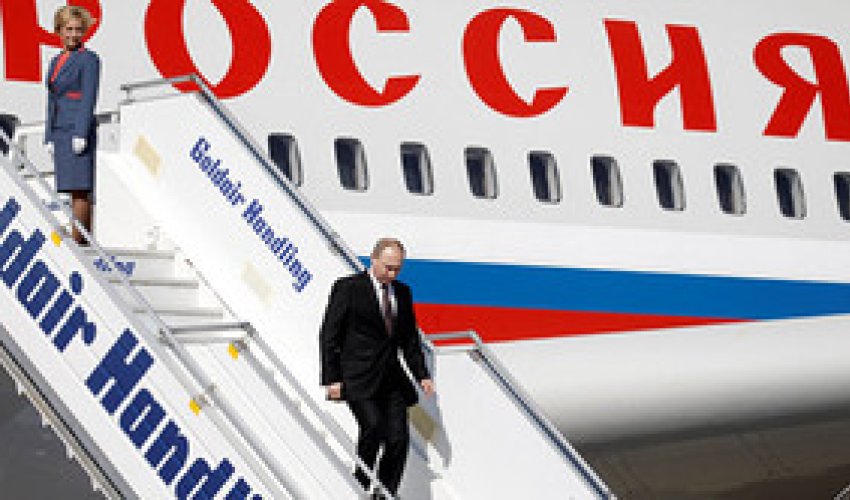 Putin Azərbaycana səfərə gəlib