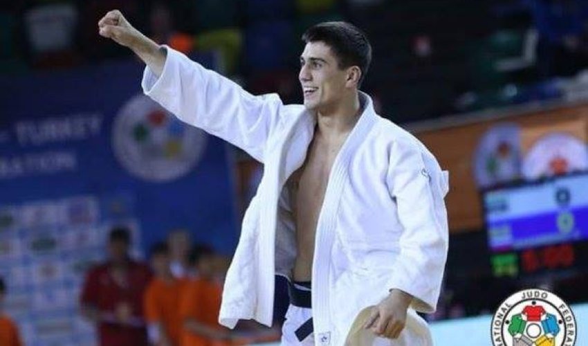 Azerbaijan wins first Rio Olympics medal