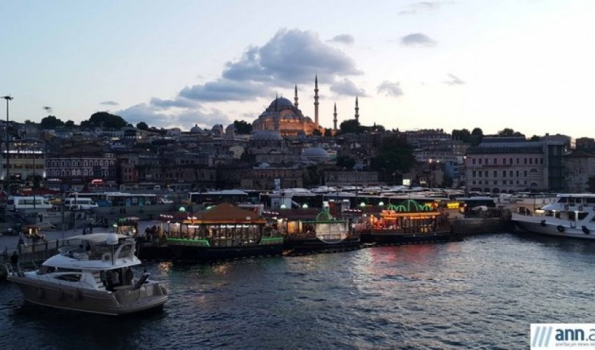 Eminönü iskələsi, Qalata körpüsü və İstanbulun mənzərəli şəfəqləri - FOTOREPORTAJ