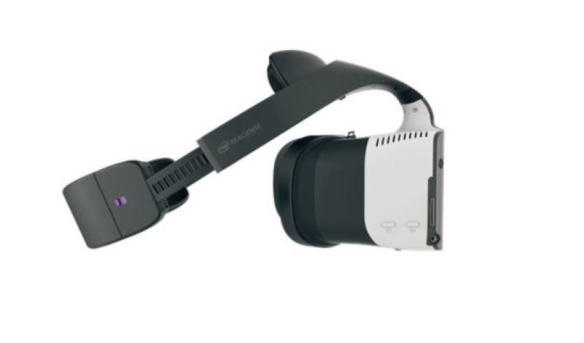 Intel unveils Project Alloy 'merged reality' headset Intel unveils Project Alloy 'merged reality' headset