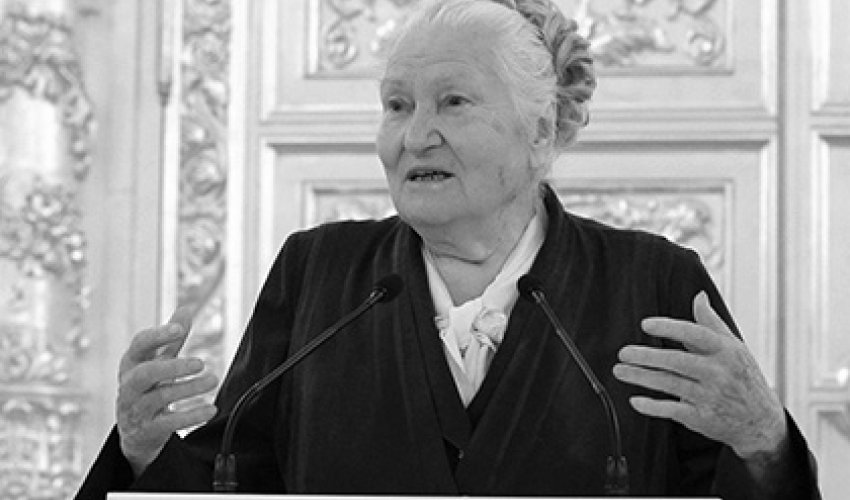 İlk Olimpiya çempionu dünyasını dəyişdi