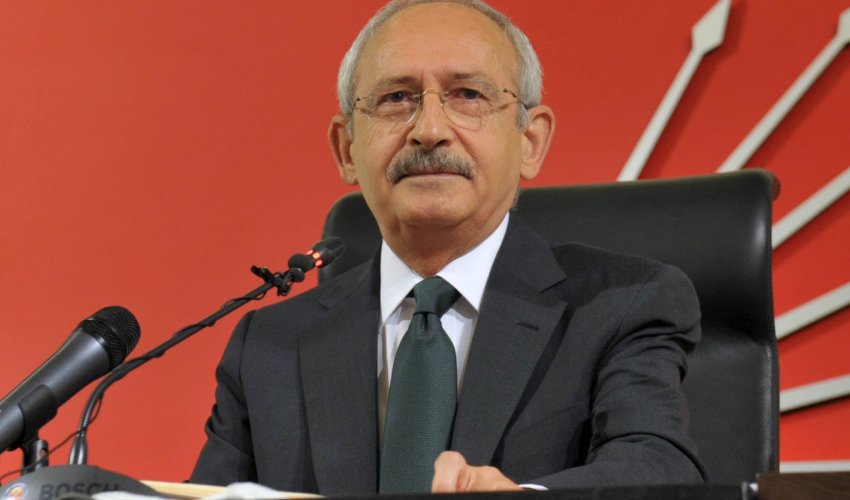 CHP sədri Kamal Kılıcdaroğlunun avtomobili atəşə tutulub