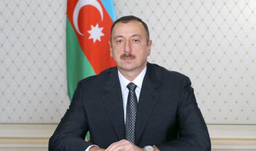 President Aliyev awards members of National Olympic team