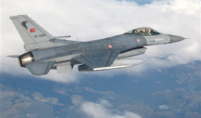 Türkiyə HHQ İraqın şimalını bombalayır