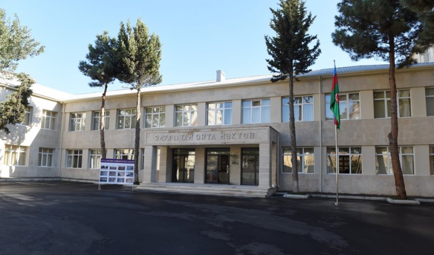 İlham Əliyev 247 nömrəli məktəbdə yaradılan şəraitlə tanış olub