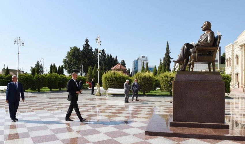 Prezident İlham Əliyev Xaçmaz rayonuna gedib