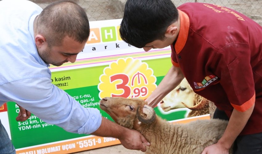 “Rahat” marketlər şəbəkəsi endirimlər aksiyasına başlayıb - FOTOLAR “Rahat” marketlər şəbəkəsi endirimlər aksiyasına başlayıb - FOTOLAR