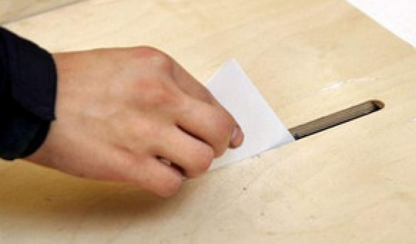 Türkmənistanda prezident seçkiləri üçün yaş həddi ləğv edildi