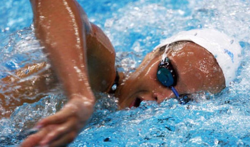 Azerbaijani swimmer wins silver