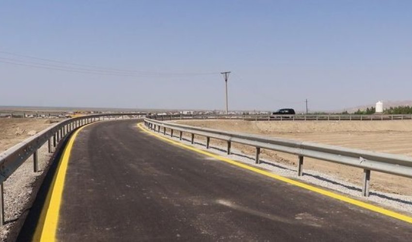 Bakı-Ələt-Qazax-Gürcüstan avtomobil yolunda yeni yol hissələri salındı - FOTOLAR Bakı-Ələt-Qazax-Gürcüstan avtomobil yolunda yeni yol hissələri salındı - FOTOLAR