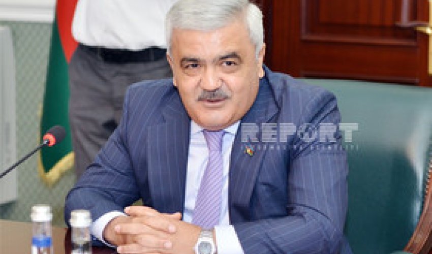 Rövnəq Abdullayev: “Neft emalı məhsullarımız bu ölkələrə ixrac olunur”
