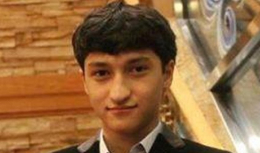 Obama azərbaycanlı gəncə diplom verdi