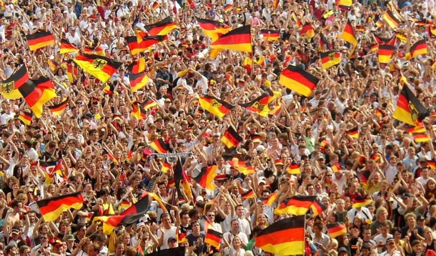 Azerbaijani president congratulates German president