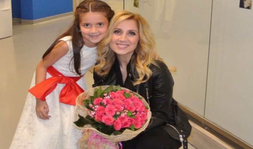 İlham Əliyevin mükafat verdiyi 10 yaşlı Fidan kimdir? - VİDEO