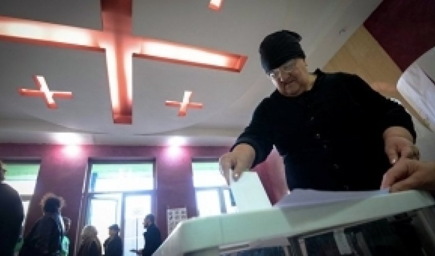 Gürcüstan parlamentində təmsil olunacaq partiyalar məlum oldu