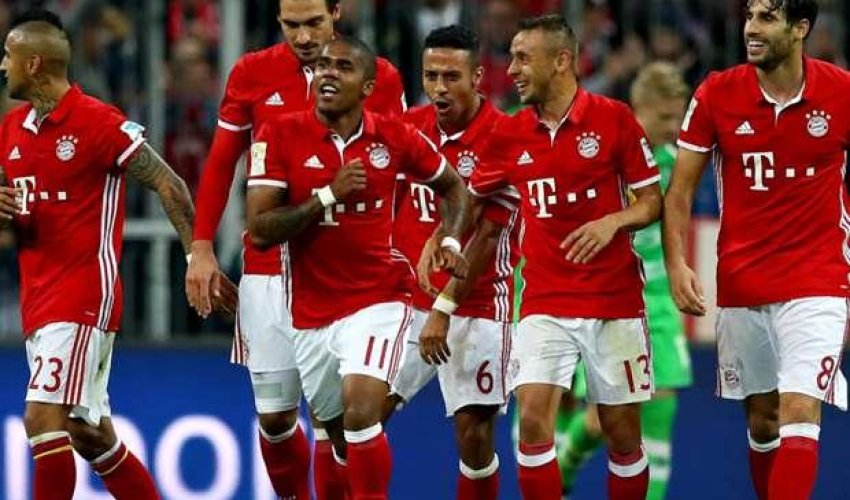 Bundesliqada lider dəyişmədi