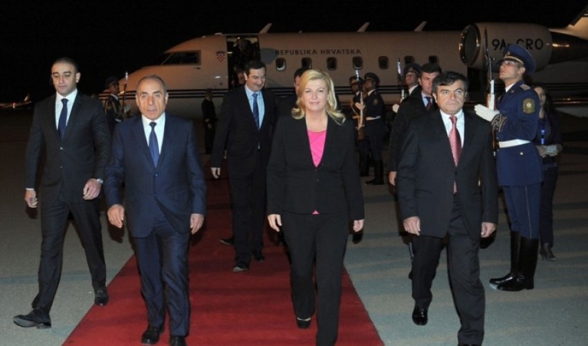 Croatian president arrives in Azerbaijan Croatian president arrives in Azerbaijan