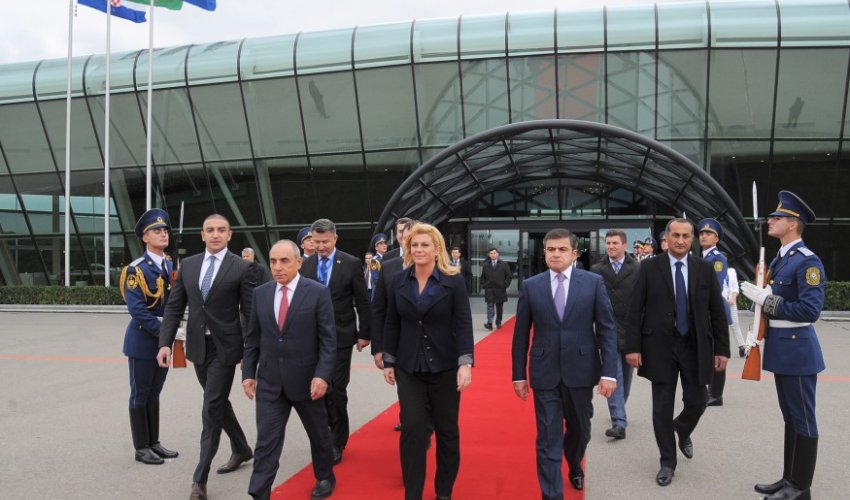 Xorvatiya Prezidentinin Azərbaycana rəsmi səfəri başa çatıb