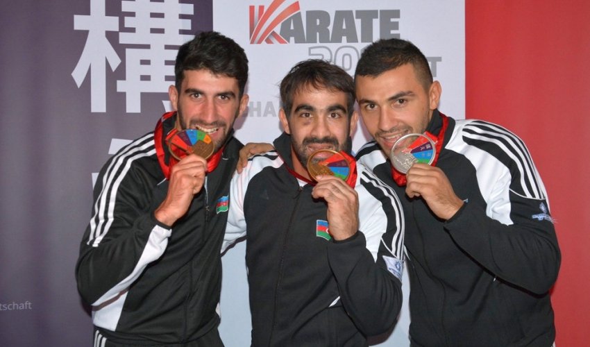Rafael Ağayev beşqat dünya çempionu oldu