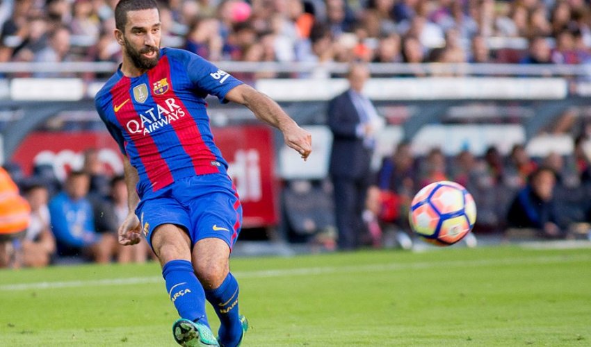 Arda Mançesterə gedir