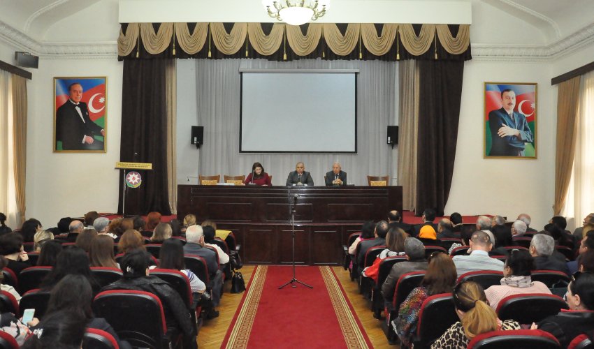 ADU-nun rəhbərliyi universitetin professor-müəllim heyəti ilə görüşdü