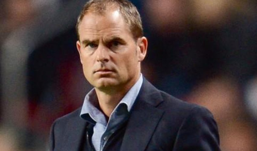 Frank de Bur qovuldu