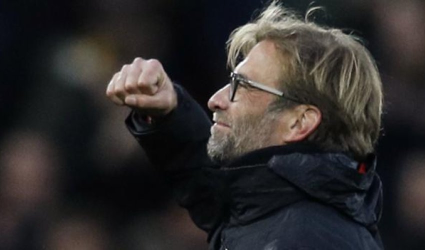 Klopp plays down talk of a Premier League title challenge