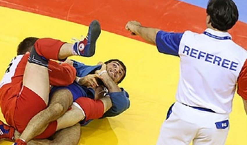 Azerbaijani sambo wrestlers vying for world medals