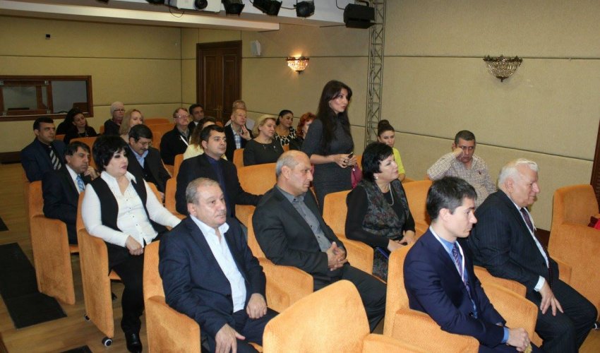 Musiqili Teatrda Rusiyanın teatr rəhbərləri ilə görüş