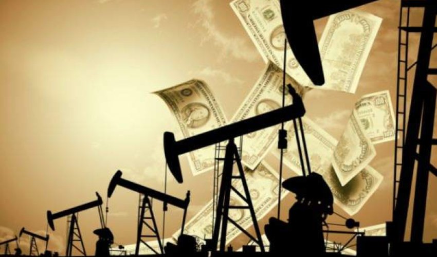 Oil prices fall after industry report shows stock buil Oil prices fall after industry report shows stock buil