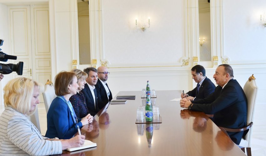 İlham Əliyev Böyük Britaniya rəsmisini qəbul edib - YENİLƏNİB