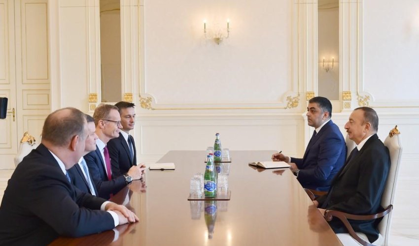 İlham Əliyev CISCO şirkətinin baş vitse-prezidentini qəbul edib