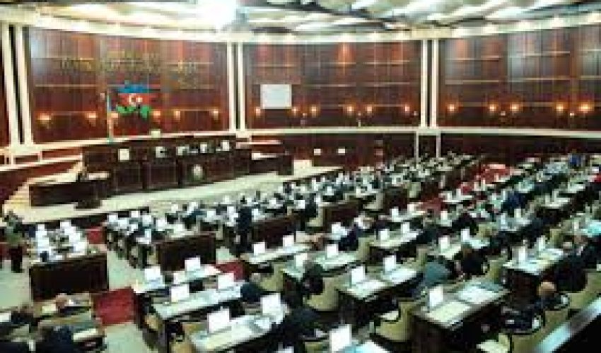 Azeri parliament toughens penalties for defamation Azeri parliament toughens penalties for defamation