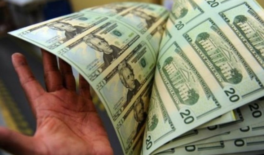 Azərbaycan dollardan imtina edəcək? - EKSPERT