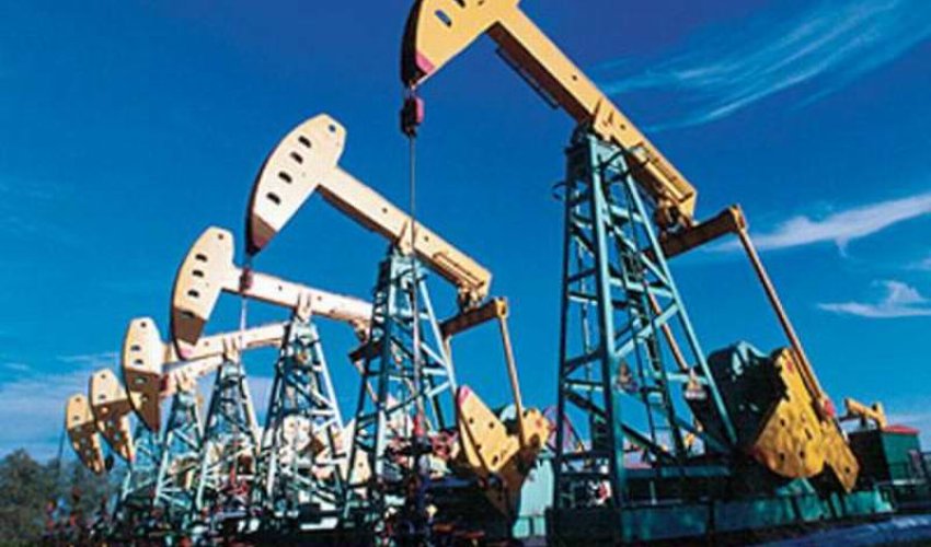 Saudi Arabia tells oil buyers of cuts after OPEC deal Saudi Arabia tells oil buyers of cuts after OPEC deal