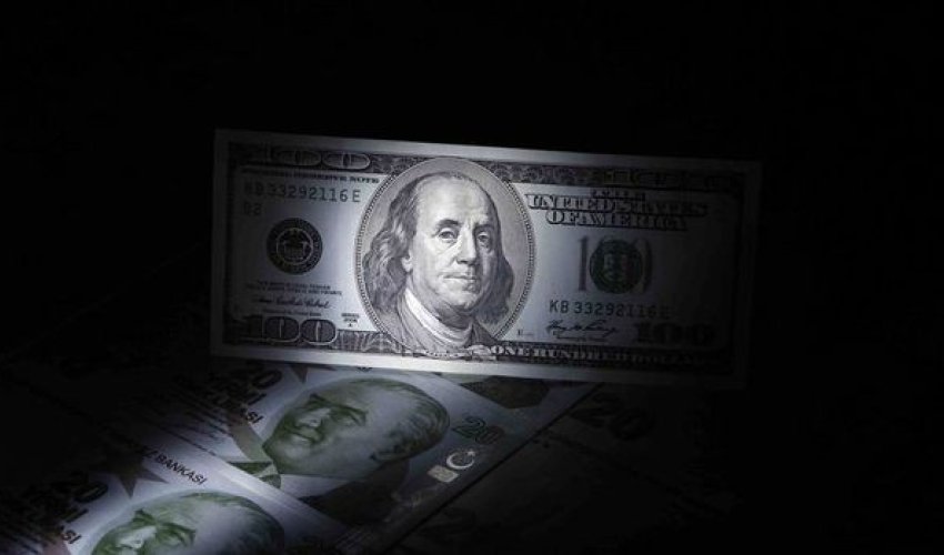 Trampın yeni vergi siyasəti dolları daha 15% bahalaşdıracaq - Proqnoz